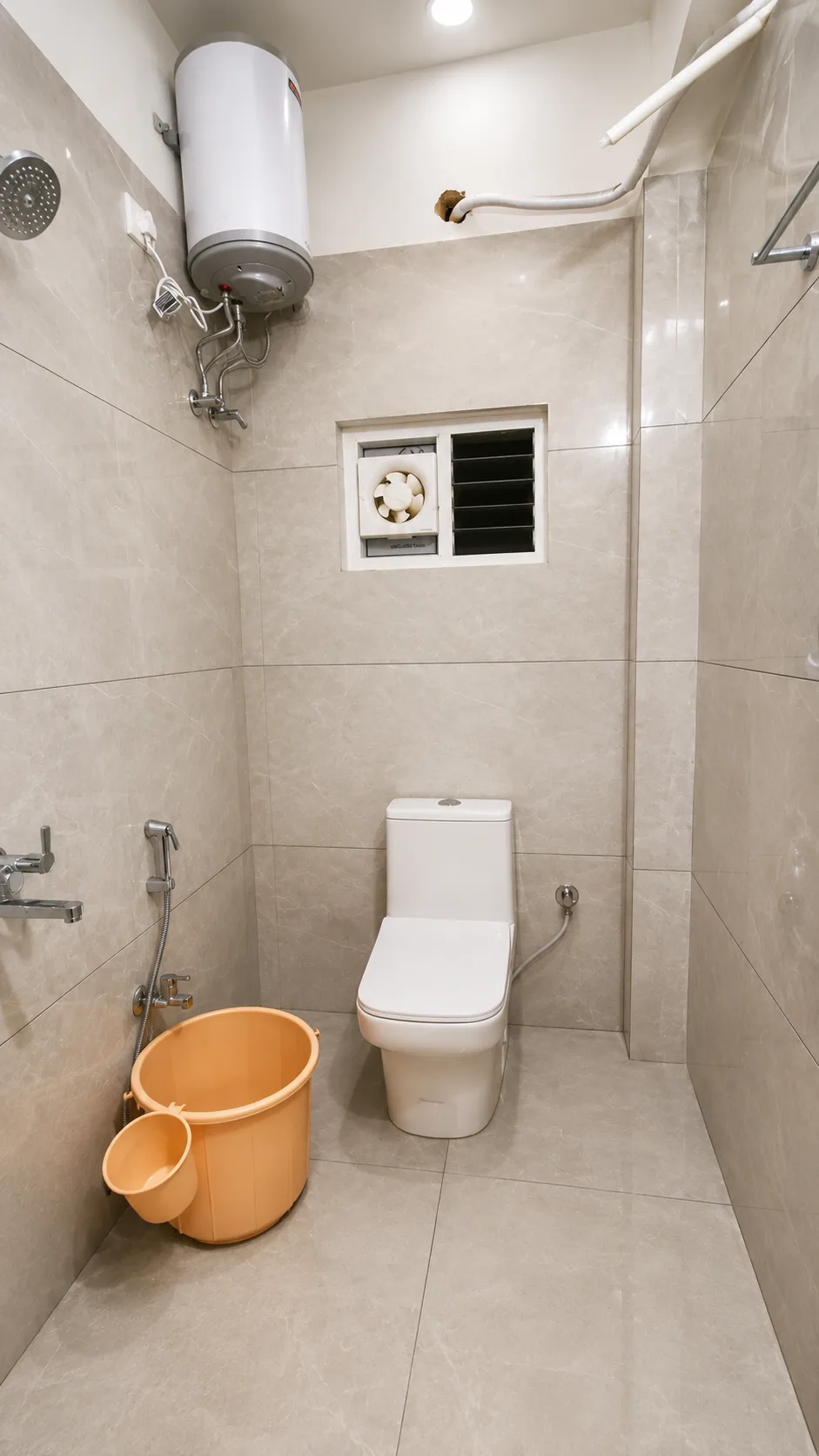 REST ROOM