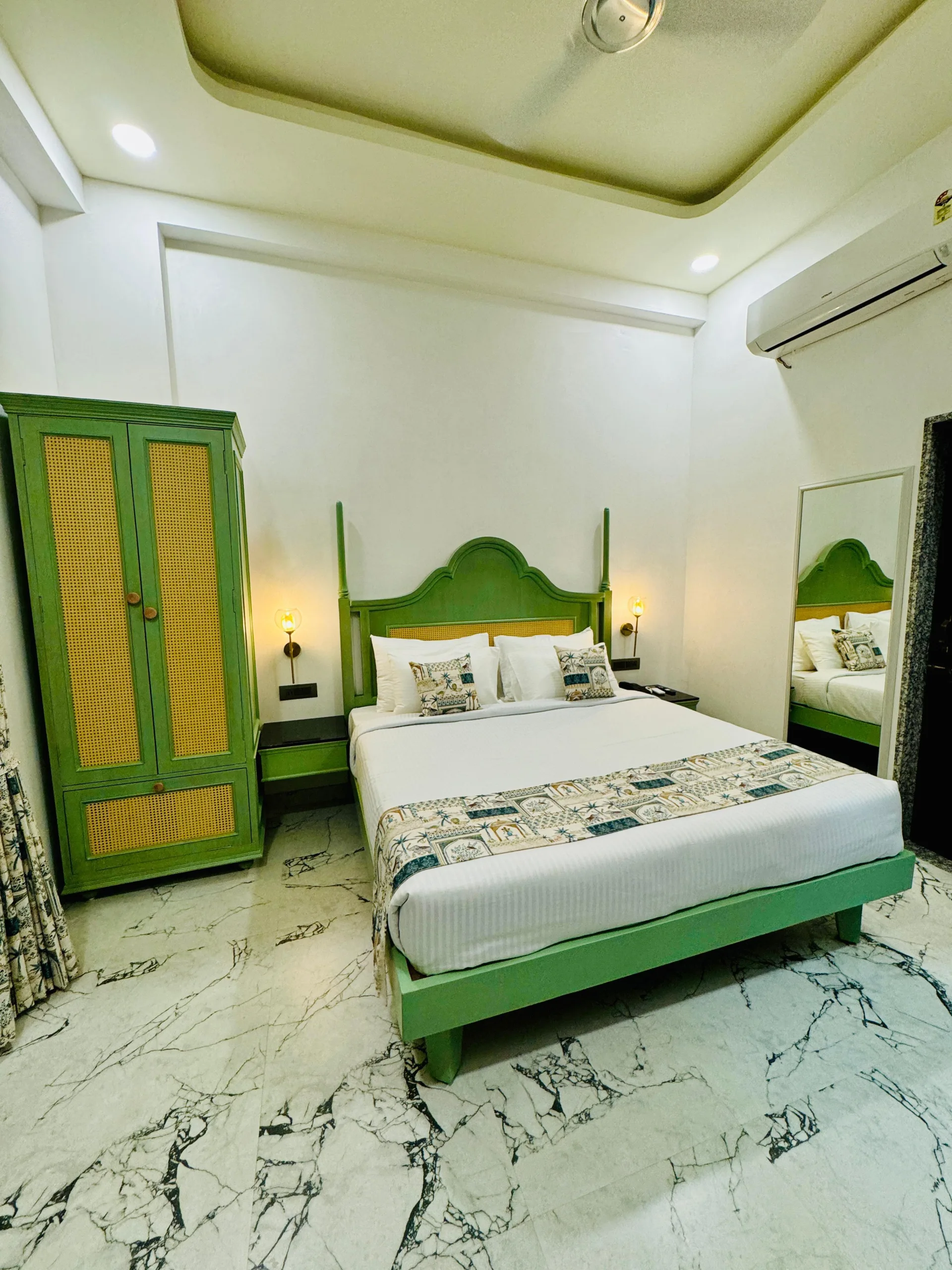 Superior Room with Balcony