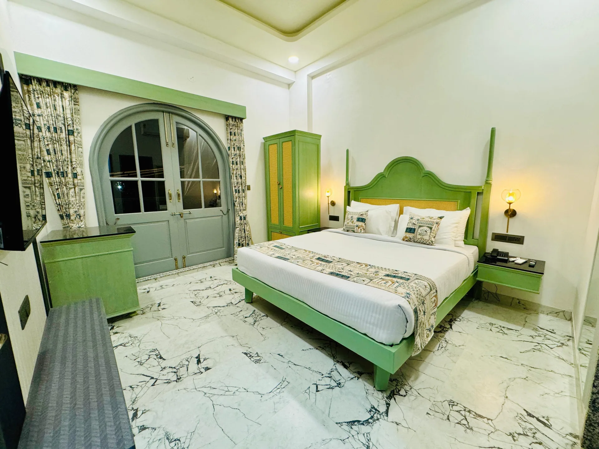 Superior Room with Balcony